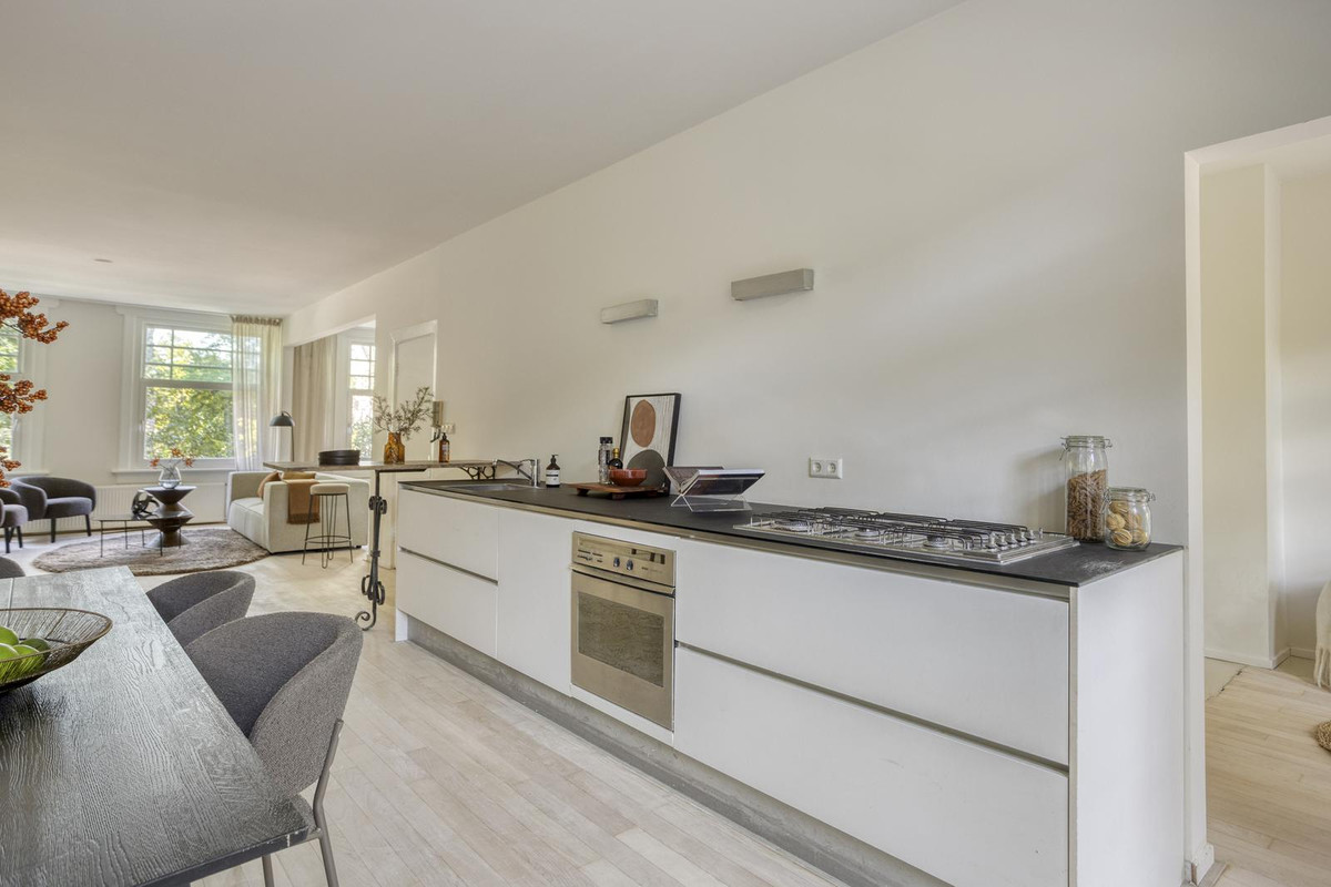 Appartement te koop: De Lairessestraat 161-2, Amsterdam