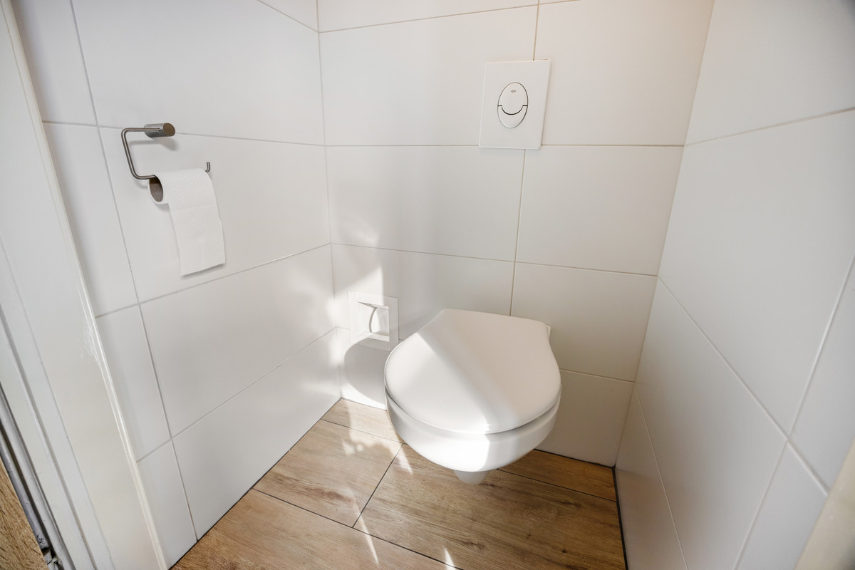 Tussenwoning te koop: Van Vlotenstraat 30, 'S-Gravenhage