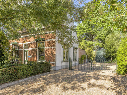Dorpsstraat 83