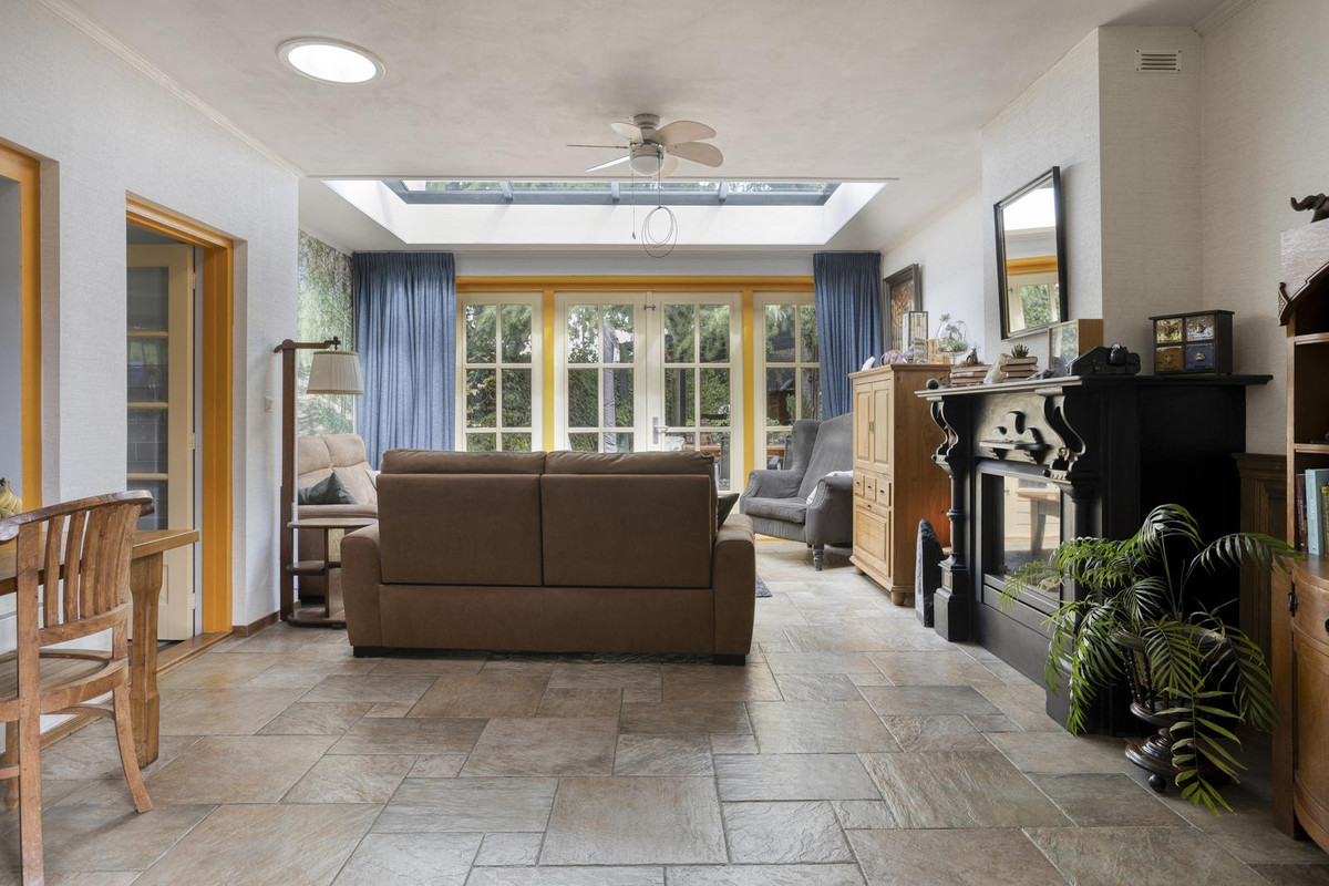 Vrijstaande woning te koop: Dorpsstraat 83, Halsteren