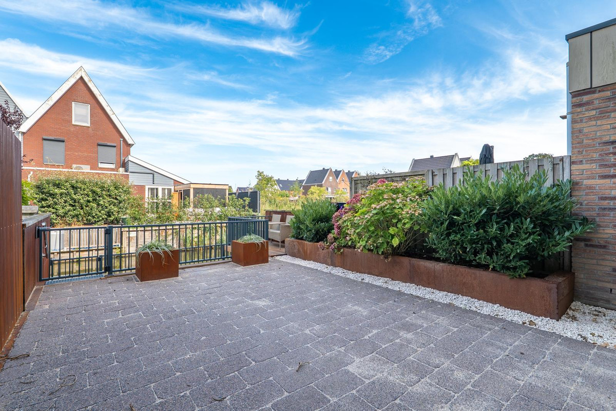 Tussenwoning te koop: Paaldijk 186, Zwaag