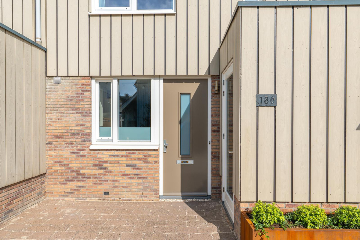 Tussenwoning te koop: Paaldijk 186, Zwaag