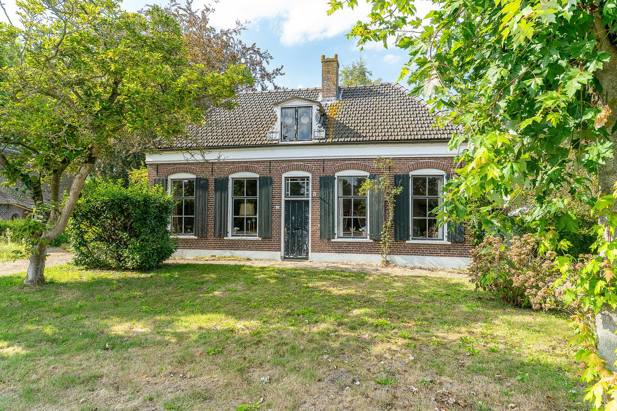 Vrijstaande woning te koop: Zuiderzeestraatweg 46, Oldebroek