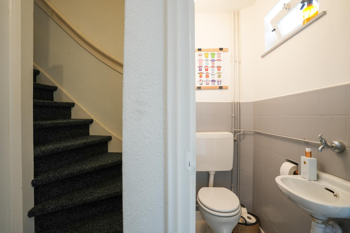 Tussenwoning te koop: Lisztstraat 14, Geleen