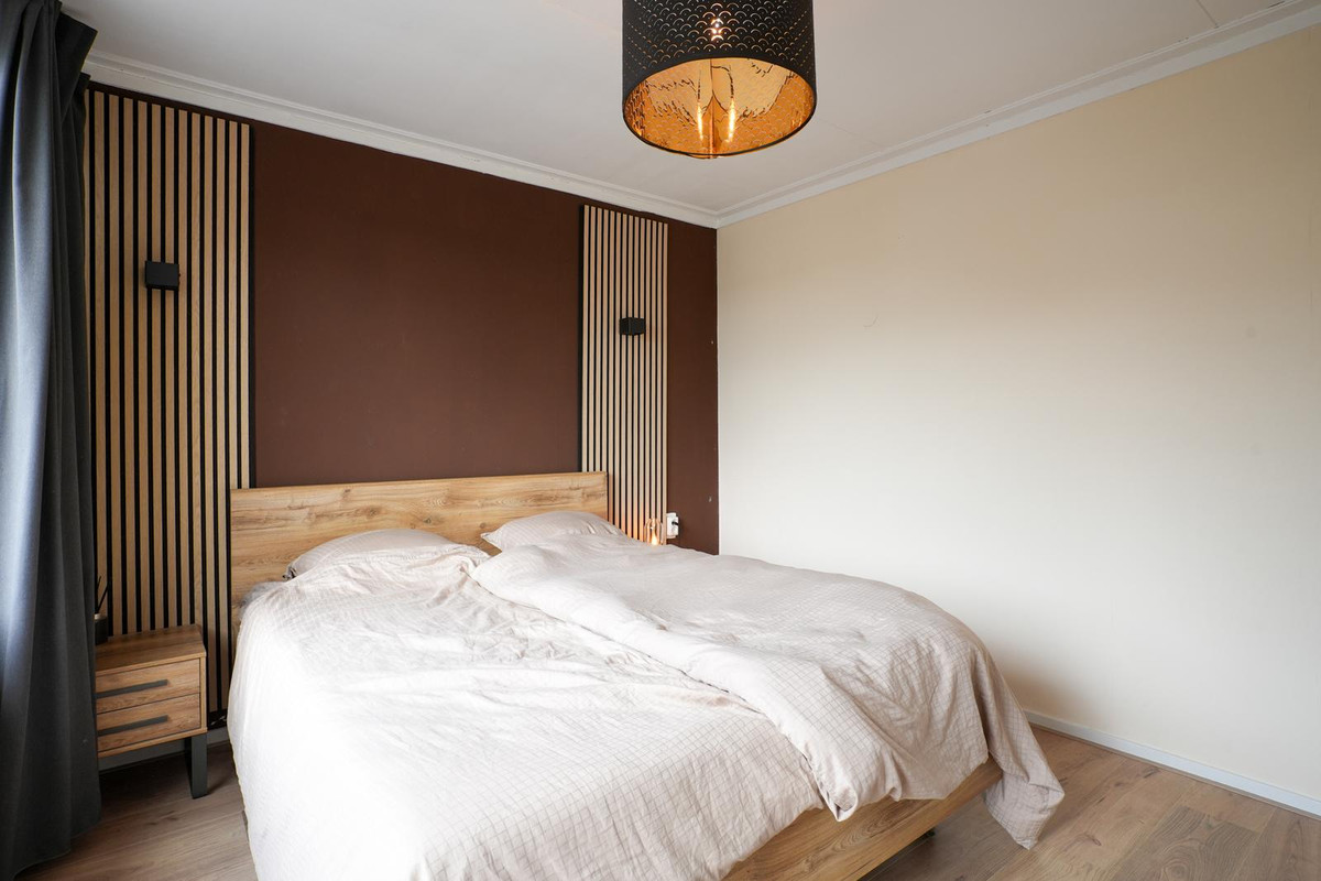 Tussenwoning te koop: Lisztstraat 14, Geleen
