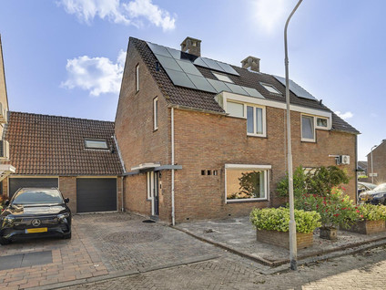 Oesterstraat 32