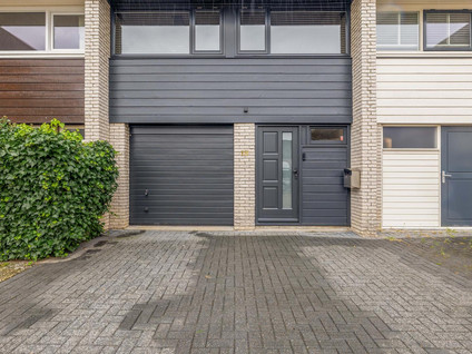 Meester J. Henderikxstraat 18