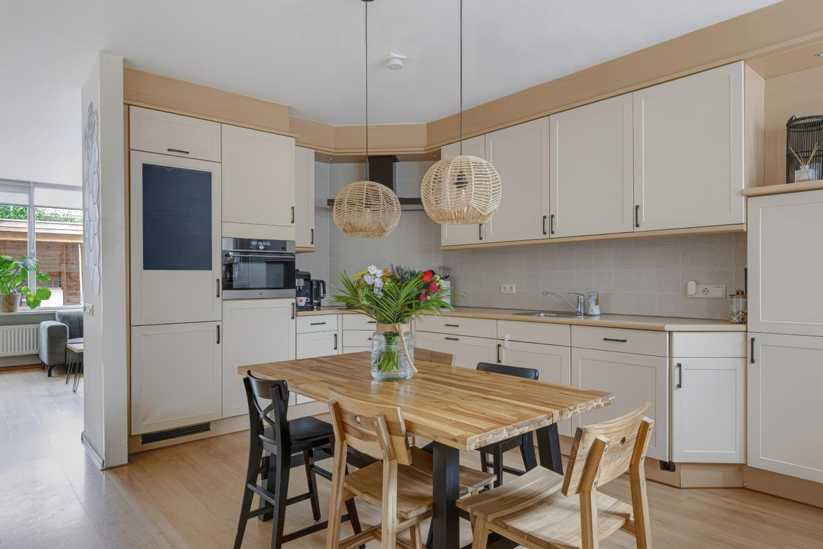 Tussenwoning te koop: Neptunus 11, Lichtenvoorde