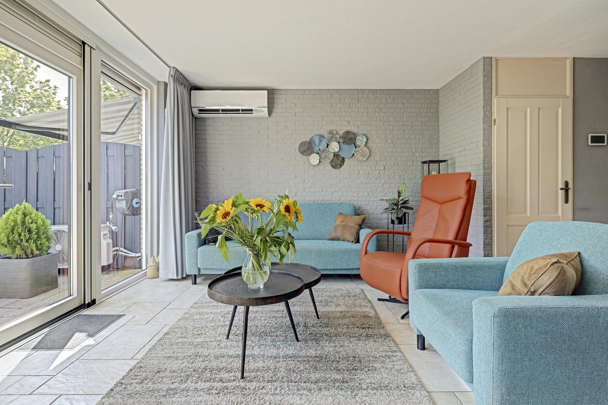 Tussenwoning te koop: Vloedlijn 59, Hoogvliet Rotterdam