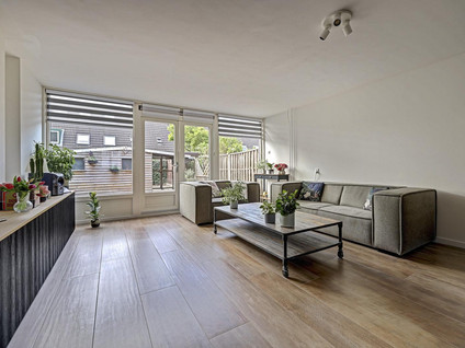 Fie Carelsenstraat 24