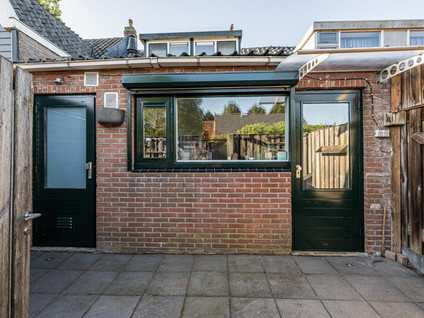 Weeshuisstraat 15