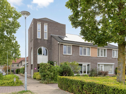 Deken Creemersstraat 68