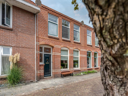 Emmastraat 19