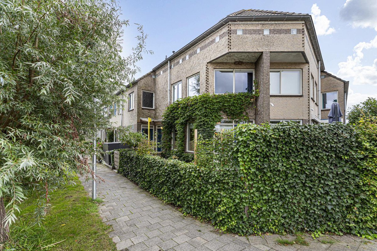 Tussenwoning te koop: Zandpolderpad 2, Gouda