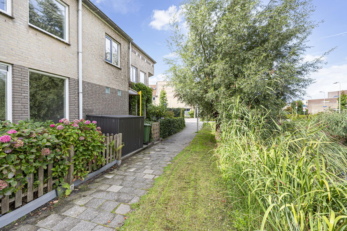 Tussenwoning te koop: Zandpolderpad 2, Gouda