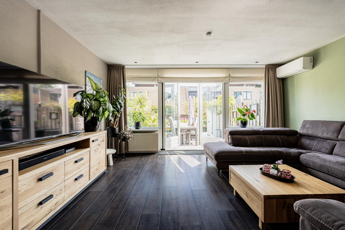 Tussenwoning te koop: Rentmeesterslag 86, Gouda