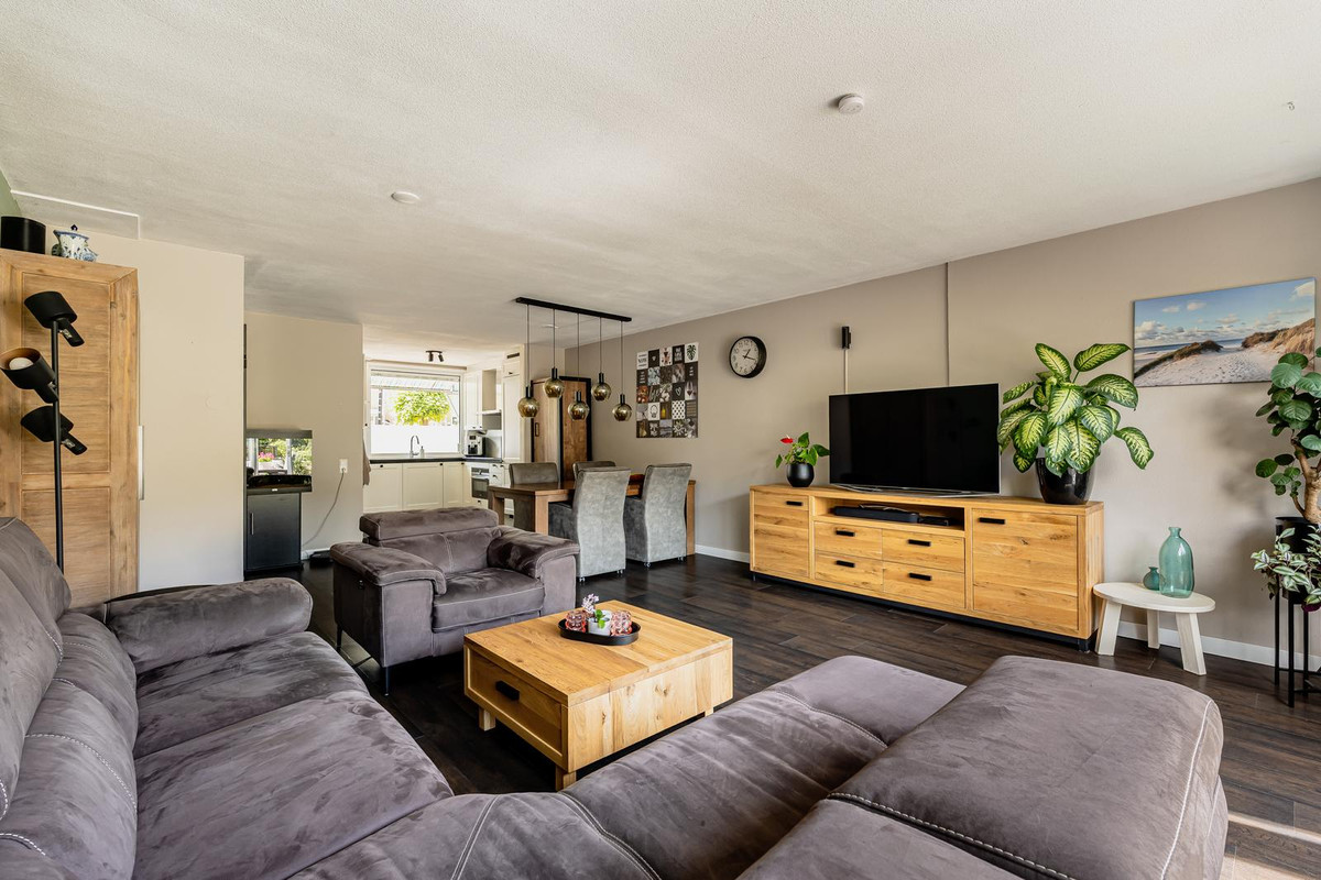 Tussenwoning te koop: Rentmeesterslag 86, Gouda