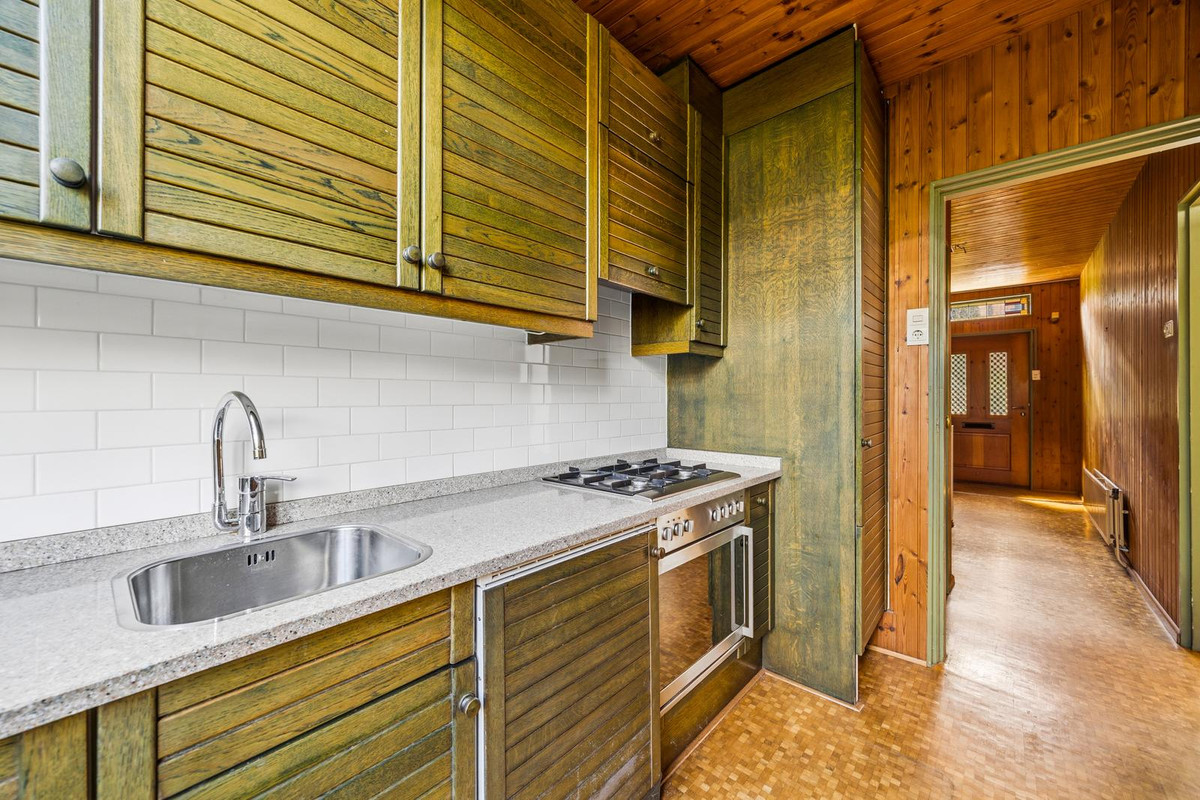 Tussenwoning te koop: van Lugtenburgstraat 44, Voorburg