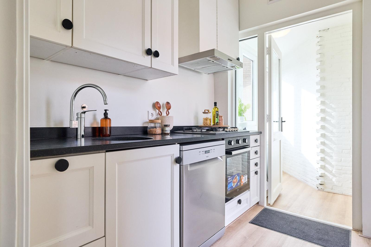 Tussenwoning te koop: B.F. Suermanstraat 25, Utrecht