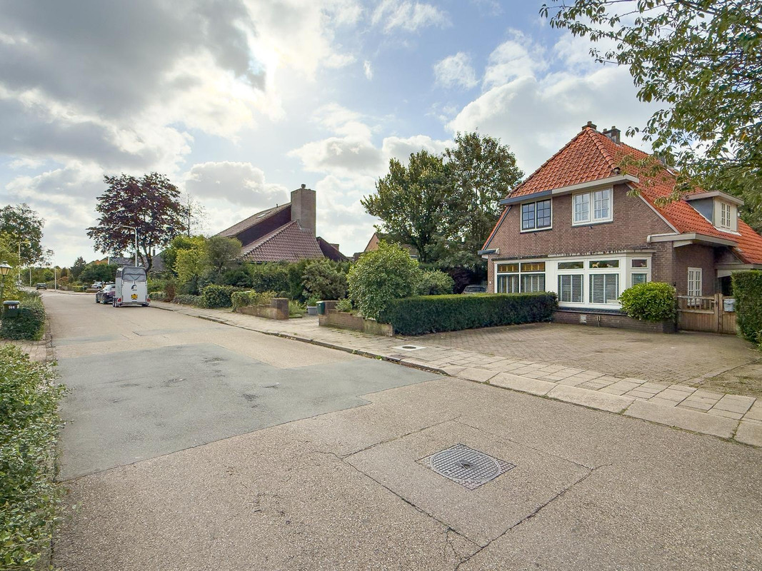 Twee-onder-één-kap te koop: Middelweg 39, Leersum
