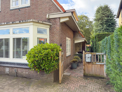 Middelweg 39