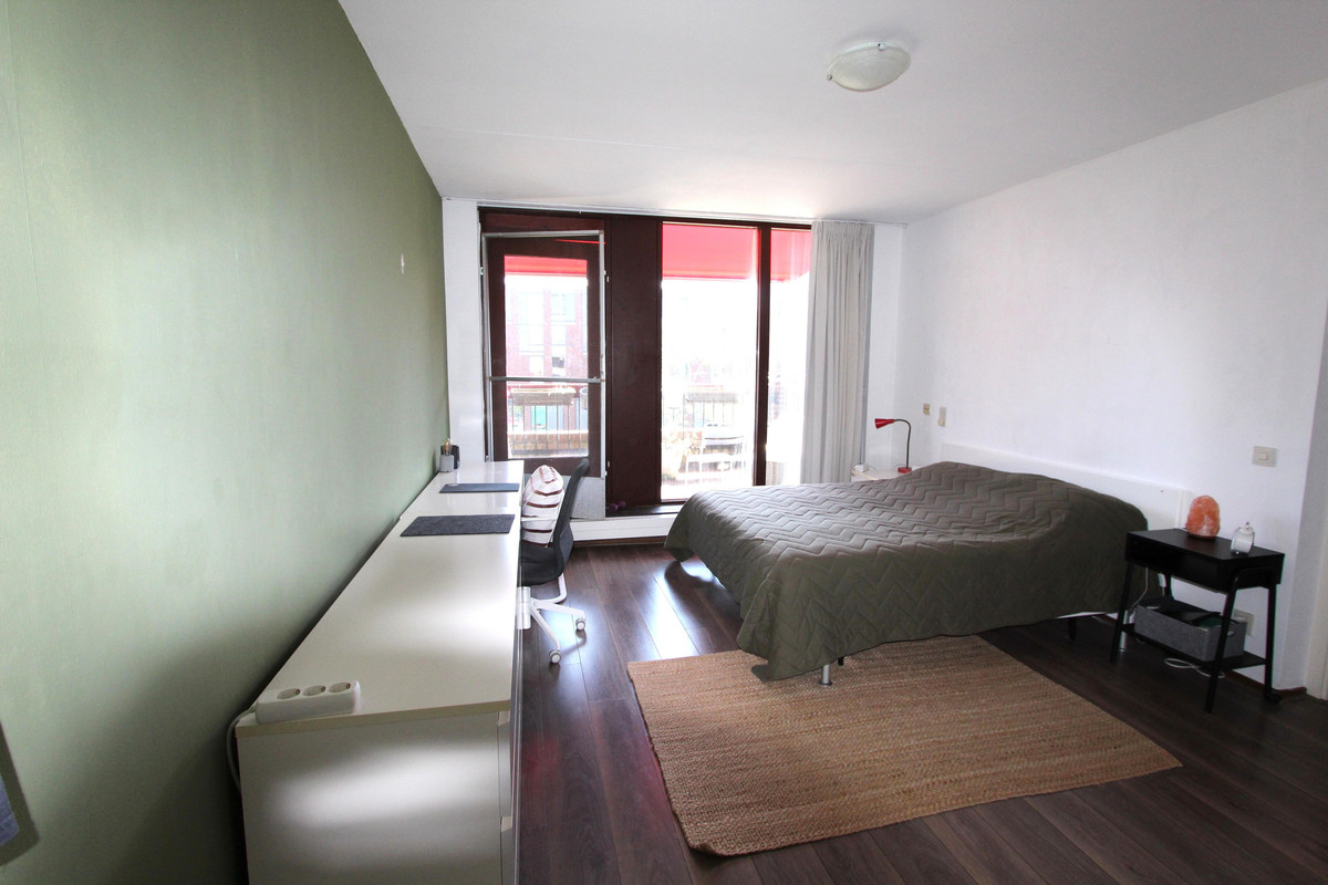 Appartement te koop: Vestpoort 43, Delft