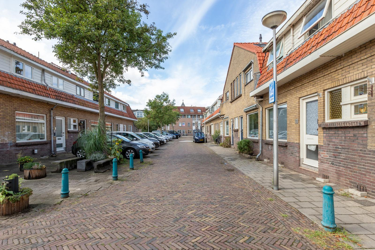 Tussenwoning te koop: Woudstraat 74, Gouda