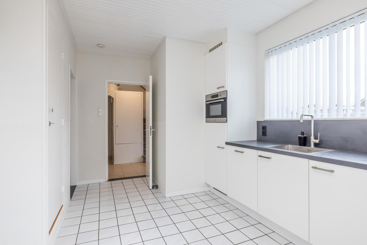 Twee-onder-één-kap te koop: Wijngaardshage 2, Oirsbeek