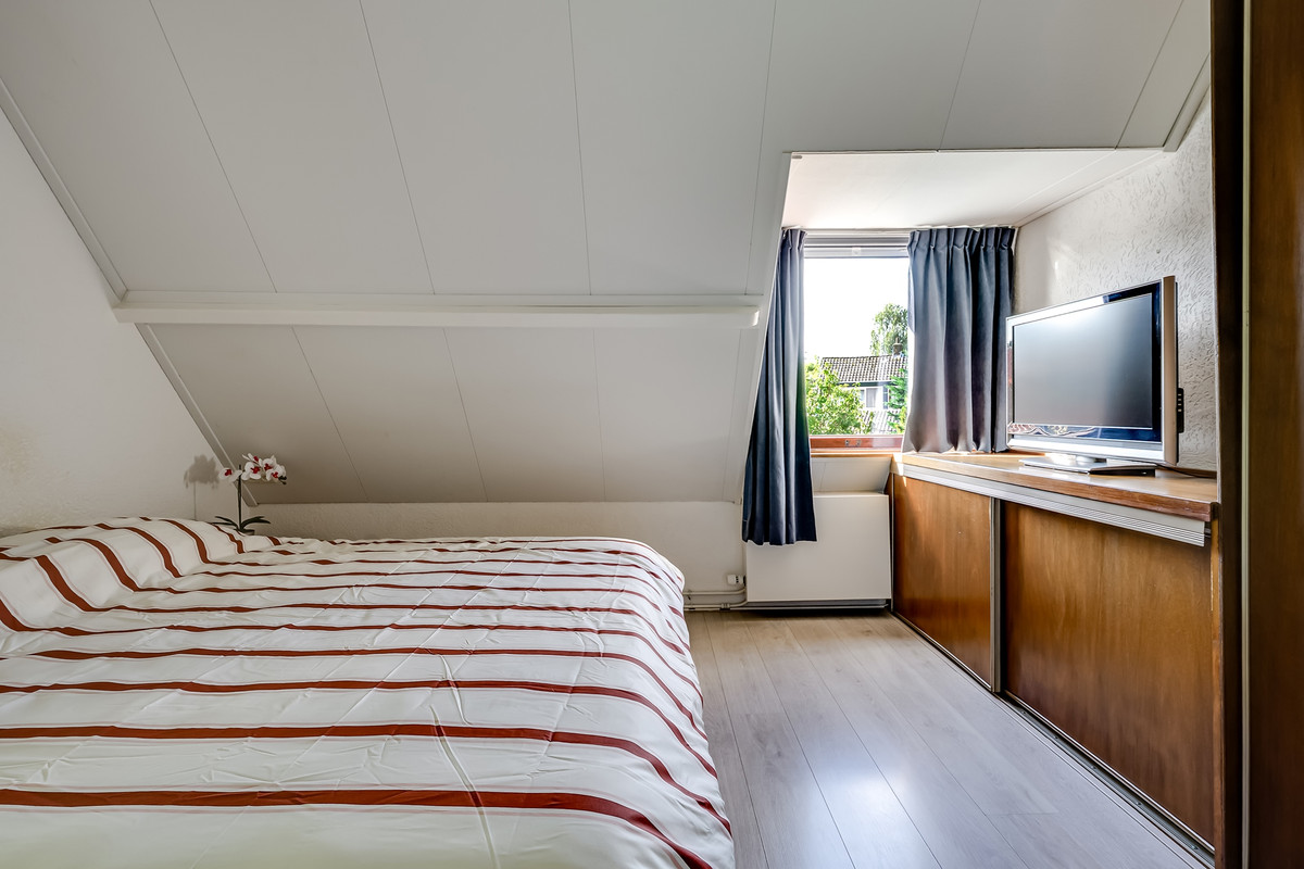 Twee-onder-één-kap te koop: Parallelstraat 32, Rhoon