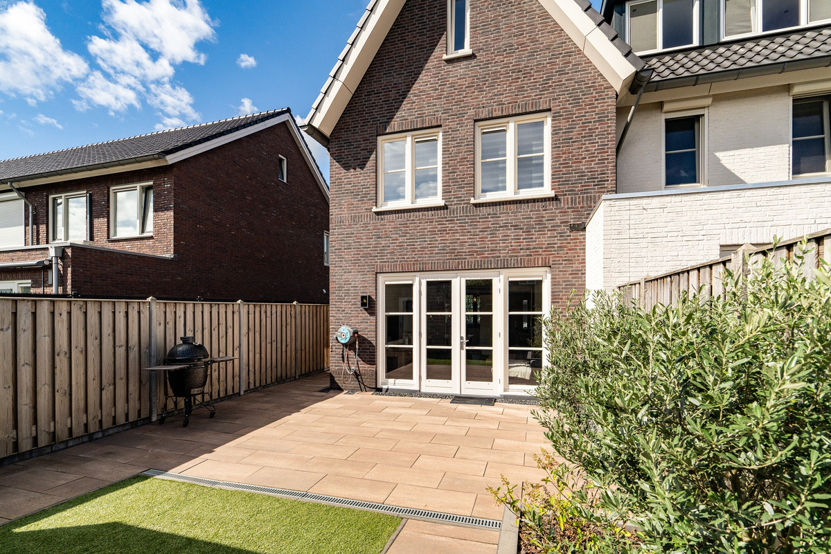 Hoekwoning te koop: Meikersstraat 10, Kerkdriel
