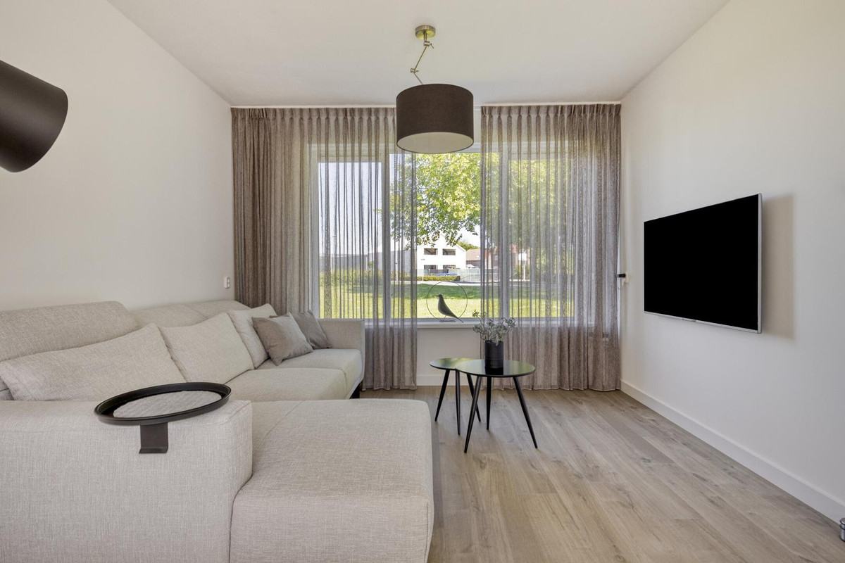Tussenwoning te koop: Buitenweg 72, Axel