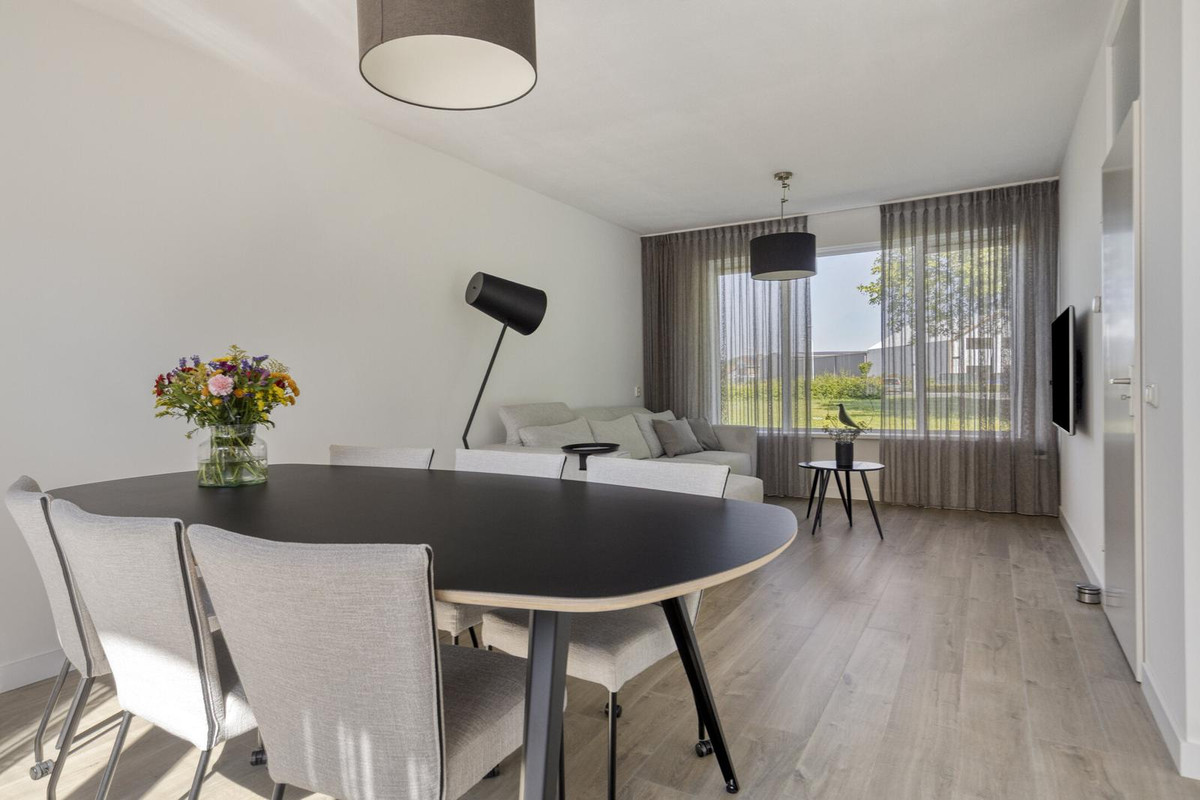 Tussenwoning te koop: Buitenweg 72, Axel