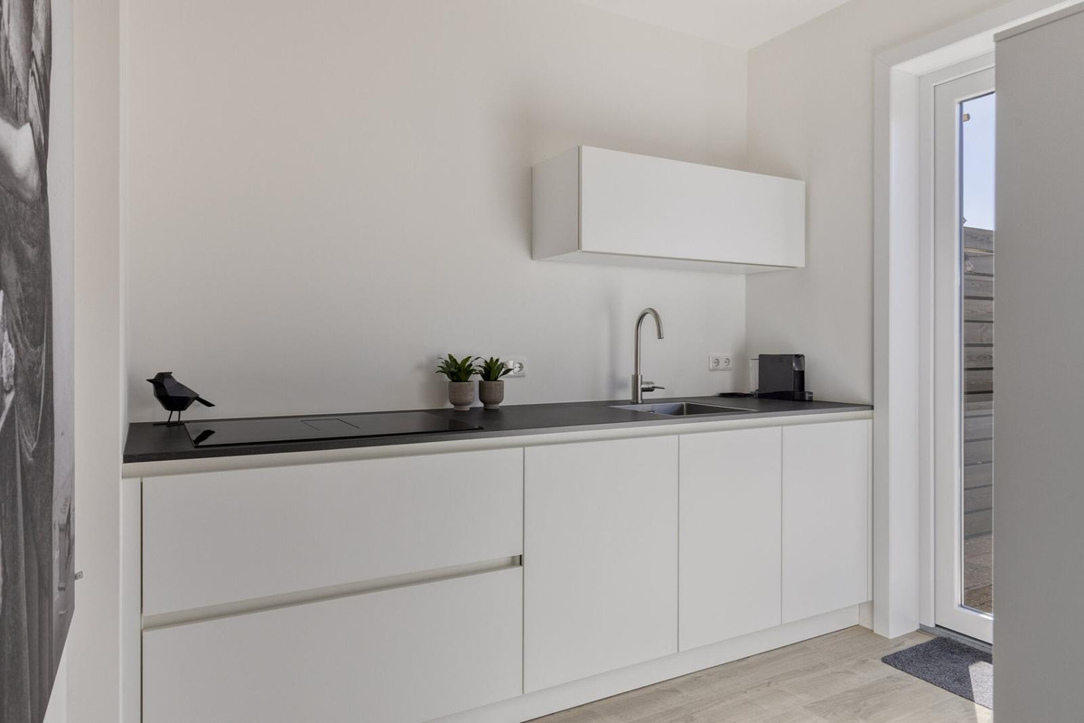 Tussenwoning te koop: Buitenweg 72, Axel