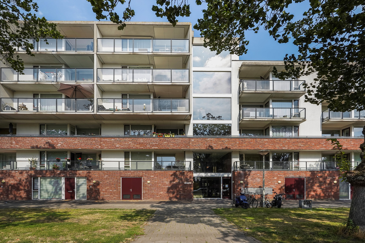 Appartement te koop: Dedemsvaartweg 582, 'S-Gravenhage