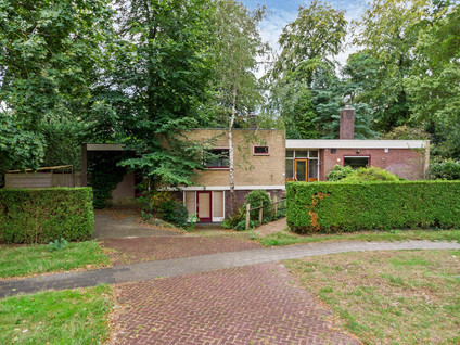 Jachtlaan 1