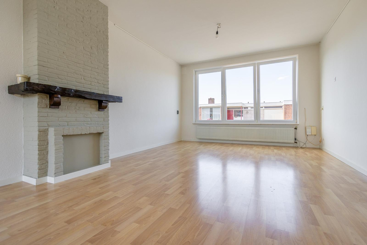 Tussenwoning te koop: Doctor Schaepmanstraat 35, Stramproy