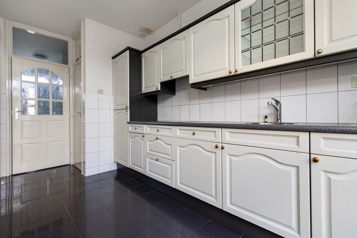 Tussenwoning te koop: Doctor Schaepmanstraat 35, Stramproy