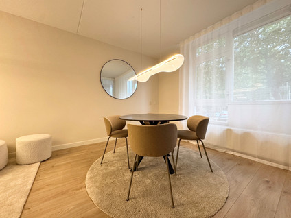 Riouwstraat 12