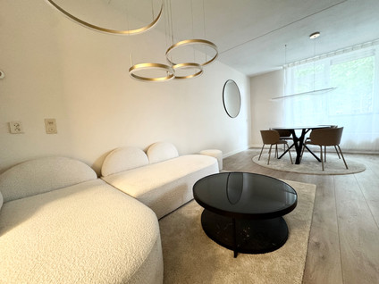 Riouwstraat 12