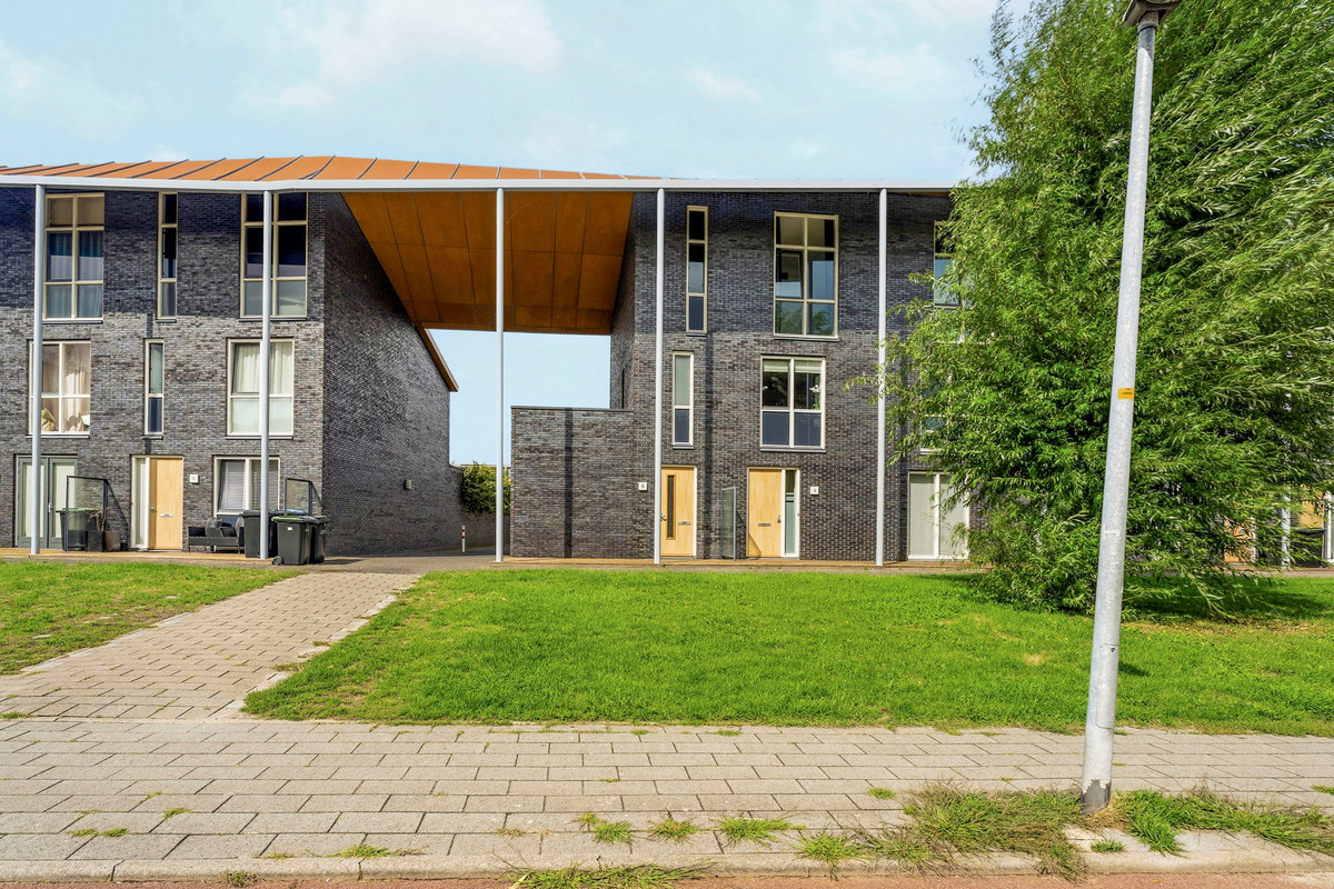 Appartement te koop: Grootzeil 8, Almere