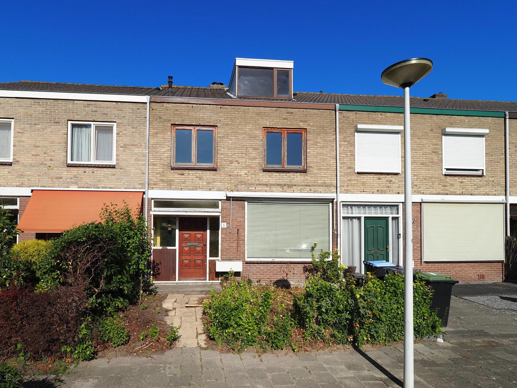 Tussenwoning te koop: Hans Memlingstraat 8, Papendrecht