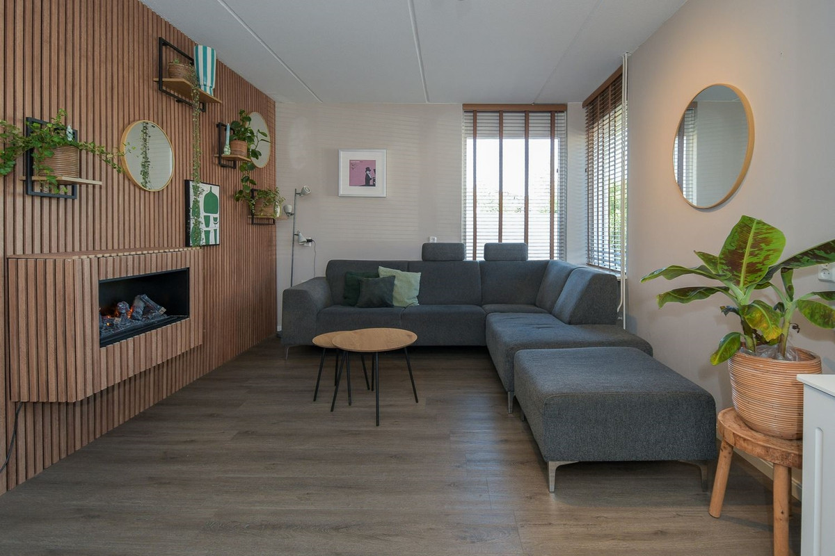 Tussenwoning te koop: De Nijverheid 11, Drachten