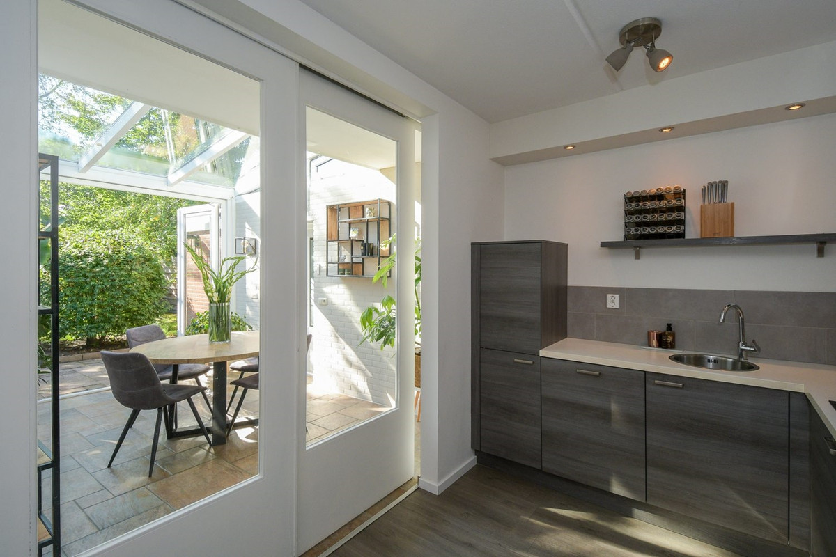 Tussenwoning te koop: De Nijverheid 11, Drachten