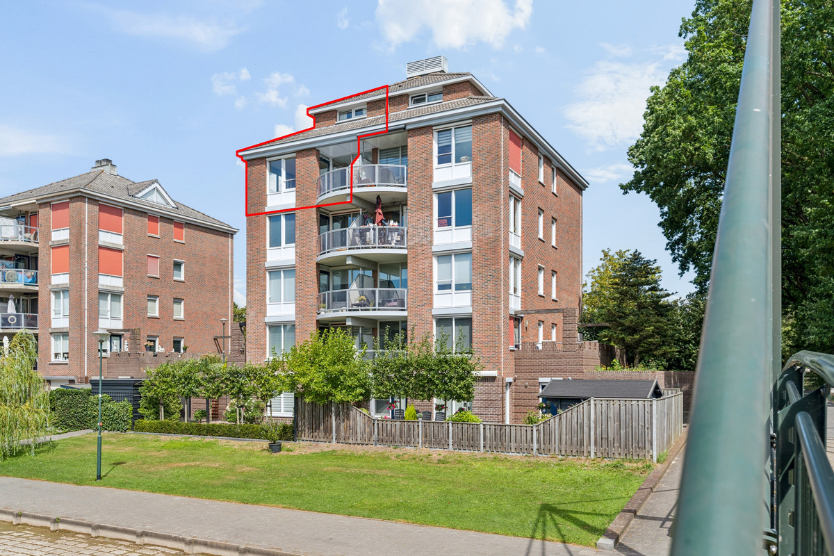 Appartement te koop: Aletta Jacobslaan 180, Veenendaal