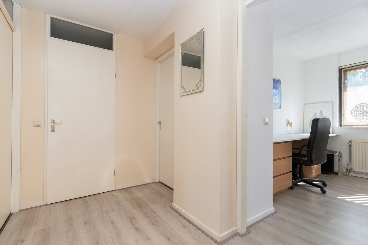 Tussenwoning te koop: Iroko 207, Dordrecht