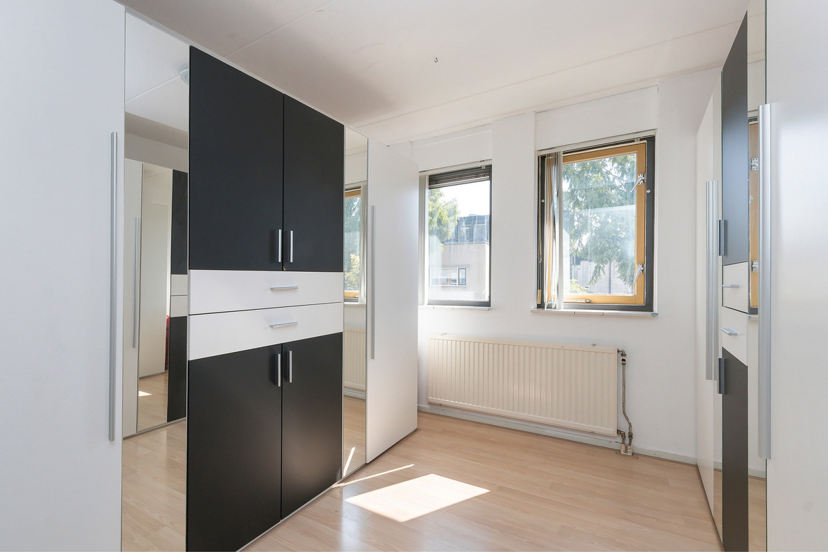 Tussenwoning te koop: Iroko 207, Dordrecht