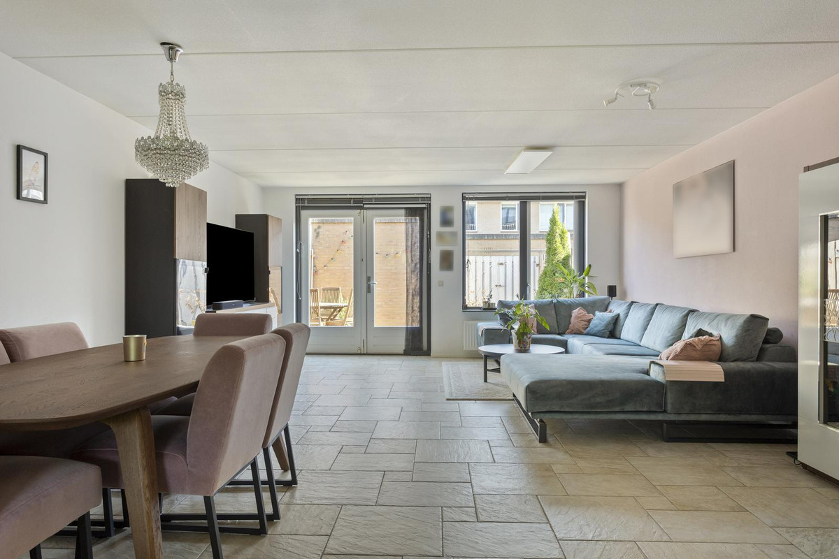 Tussenwoning te koop: Roxenissestraat 14, Zoetermeer