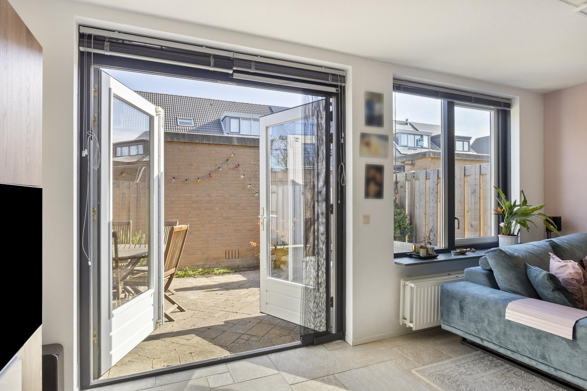 Tussenwoning te koop: Roxenissestraat 14, Zoetermeer