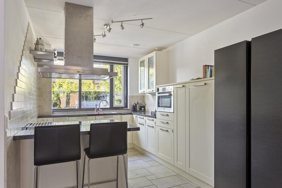 Tussenwoning te koop: Roxenissestraat 14, Zoetermeer