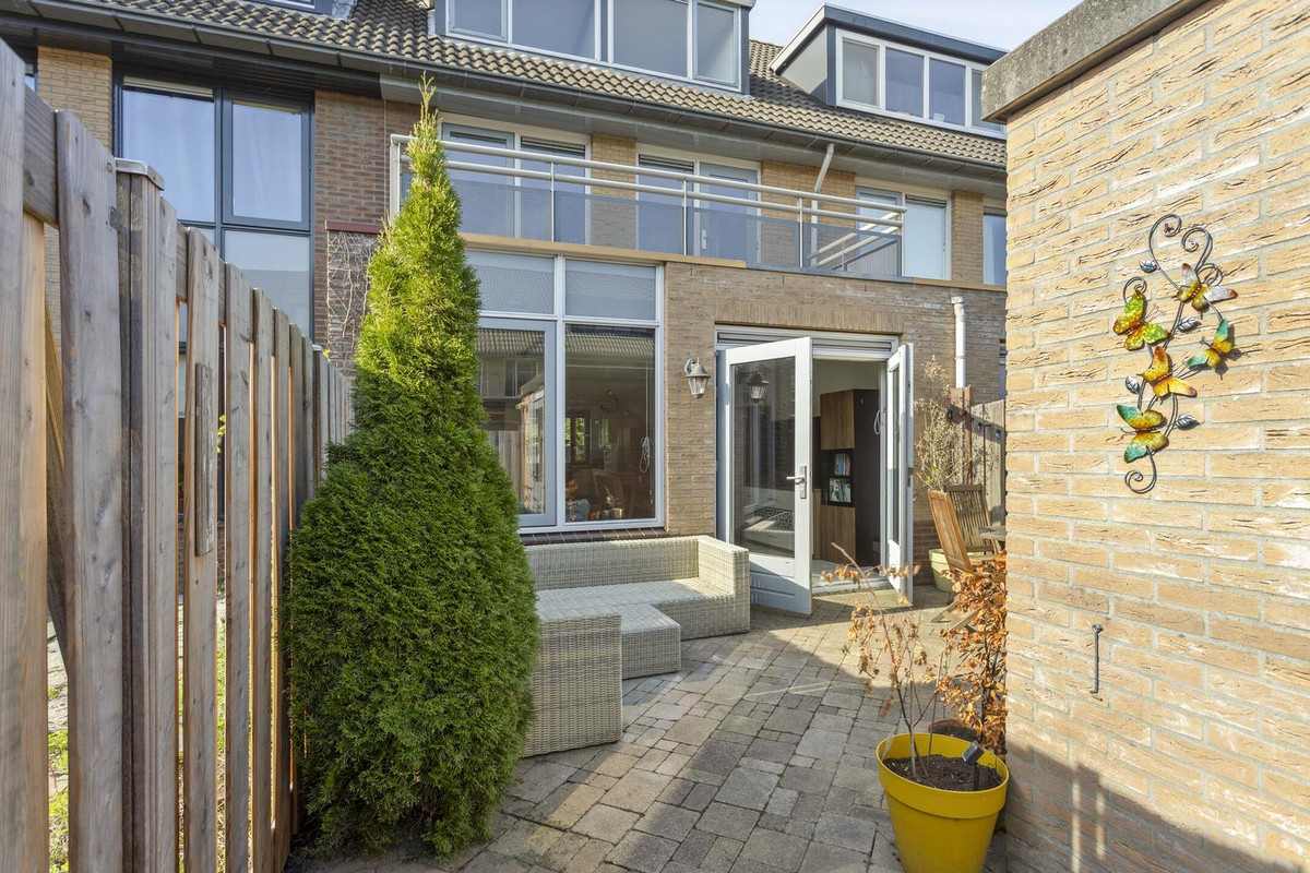 Tussenwoning te koop: Roxenissestraat 14, Zoetermeer